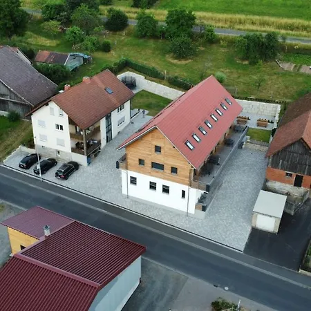 Belzesaltescheune Rhoen * Riedenberg (Bavaria)